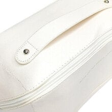 Women's cosmetic bags and beauty cases