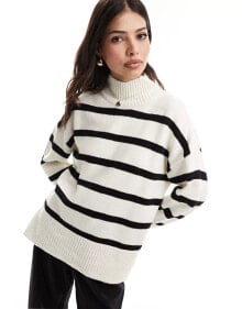 Women's sweaters and cardigans