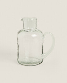 Jugs, decanters and decanters