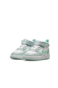 Sports sneakers for girls