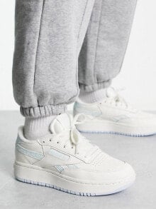 Белые женские ботинки Reebok купить от $129