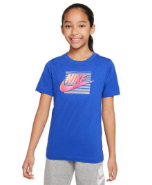 Nike big Kids Sportswear Cotton Logo Graphic T-Shirt