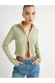 Women's sweaters and cardigans