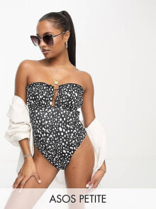 Women's swimwear