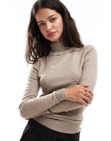 Women's sweaters and cardigans