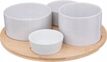 Dishes and salad bowls for serving