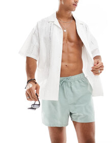 Men's swimming trunks and shorts