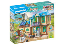 Children's play sets and wooden figurines