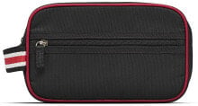 Women's cosmetic bags and beauty cases