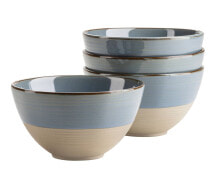 Dishes and salad bowls for serving