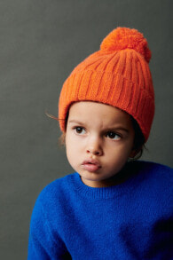 Children's hats and accessories for girls