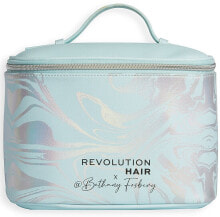 Women's cosmetic bags and beauty cases