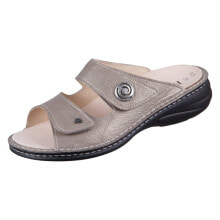 Women's flip-flops