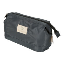 Cosmetic bags and beauty cases