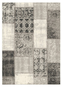 Carpets and carpets