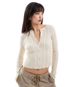 Women's sweaters and cardigans