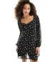 Hollister floral long sleeve dress in black with sweetheart neckline Цветочный принт, 2XS - фото #2