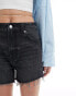 Фото #3 товара ASOS DESIGN Tall denim relaxed short in wash black