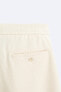 Pleated bermuda shorts