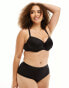 Фото #2 товара Ivory Rose Curve plain t-shirt bra in black