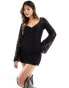 Фото #1 товара NA-KD deep v neck lace mini dress in black