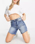 Urban Bliss carpenter bermuda short in mid wash blue