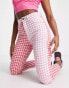 Фото #6 товара Daisy Street high waisted mom jeans in pink & red gingham mix