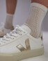 Фото #15 товара VEJA Campo trainer in white/metallic