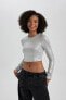 Фото #3 товара ТопFitted Crop изFitted Crop Monochrome Glamour