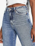 New Look ripped high waisted jeans in midwash