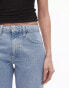 Topshop cropped mid rise straight jeans with raw hems in bleach Синий, W34 L30 - фото #5