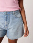 Фото #2 товара ASOS DESIGN Curve denim dad short in light wash blue