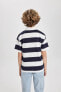 Erkek Çocuk Oversize Fit Çizgili Baskılı Kısa Kollu Polo Tişört B9514A824SM