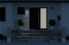 Фото #6 товара Наружное освещение, Настенный светильник с датчиком движения LED Solar Wall Light - 3.2 Вт - Чёрный - Открытый светильник для наружной стены - Чёрный - Acrylonitrile butadiene styrene (ABS) - Поликарбонат (PC) - IP65 - Фасад - Настенное крепление - Goobay 45807