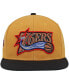 Фото #3 товара Бейсболка Mitchell&Ness мужская Золотая и Черная Philadelphia 76ers Hardwood Classics Snapback