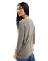 Фото #2 товара ONLY wide neck 3/4 sleeve top in brown melange