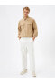 Фото #1 товара Рубашка мужская классическая с длинным рукавом, кнопками и карманами Koton