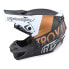 TROY LEE DESIGNS SE5 ECE Carbon off-road helmet