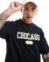 Cotton On – Oversize-T-Shirt in Schwarz mit „Chicago“-Print