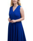 Фото #4 товара Plus Size V-Neck Sleeveless Midi Dress