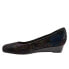 Trotters Lauren T1110-095 Womens Black Wide Leather Loafer Flats Shoes