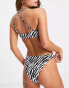 Фото #3 товара Hunkemellor X NAKD multi strap micro crop bikini top in zebra print