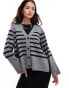 Object button through knitted cardigan in grey with black stripe