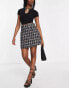 Фото #4 товара QED London tweed mini skirt in black and white check