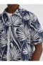 Palmiye Yaprağı Baskılı Kısa Kollu Gömlek
