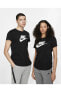 Фото #1 товара Футболка женская Nike Sportswear Essential
