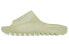 Фото #2 товара adidas originals Yeezy Slide 树脂 "Resin" 运动拖鞋 男女同款 绿色 / Сандалии Adidas originals Yeezy Slide "Resin" GZ5551