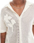 Фото #3 товара Berhska crochet embossed floral shirt in ecru