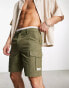 New Look slim fit cargo shorts in dark khaki данклз цвета хаки, W28 L32 - фото #2