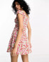 ASOS DESIGN cap sleeve ruched mini dress with tie detail in red ditsy floral Blümchenmuster in Orange, 46 - фото #2